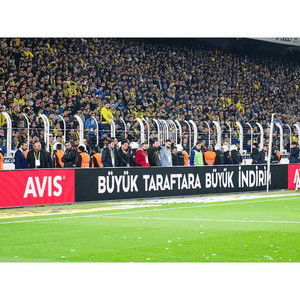 Durable Iron Cabinet LED Screen for Stadiums